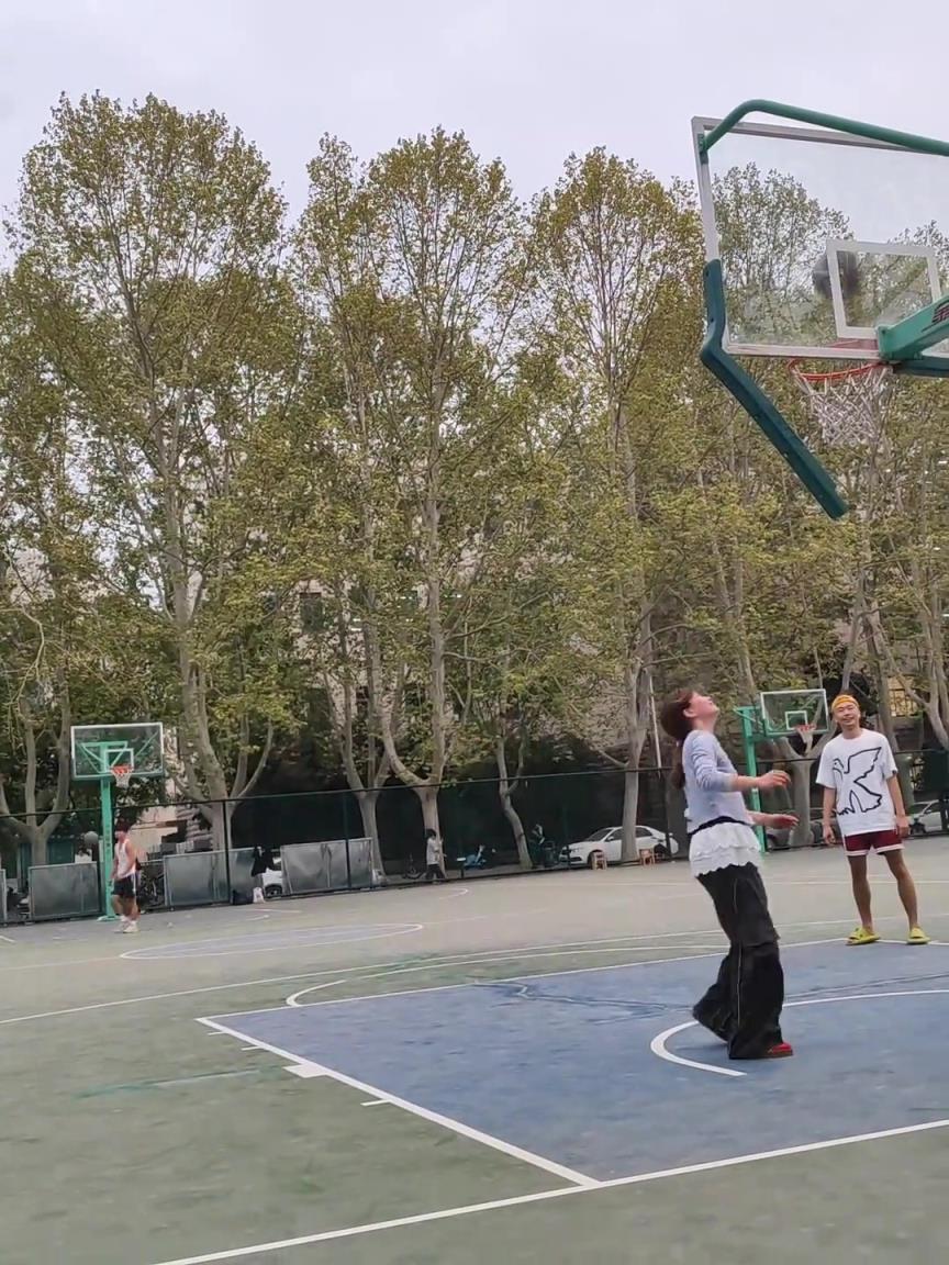 真打不過(guò)周師的姐姐...